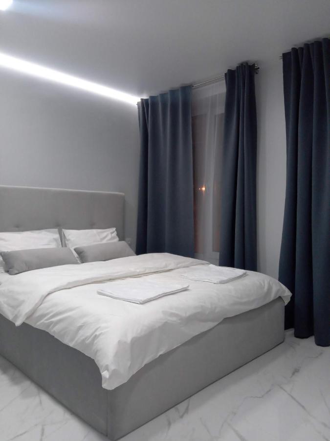 Pure Apartments Vip 4 Львов Экстерьер фото