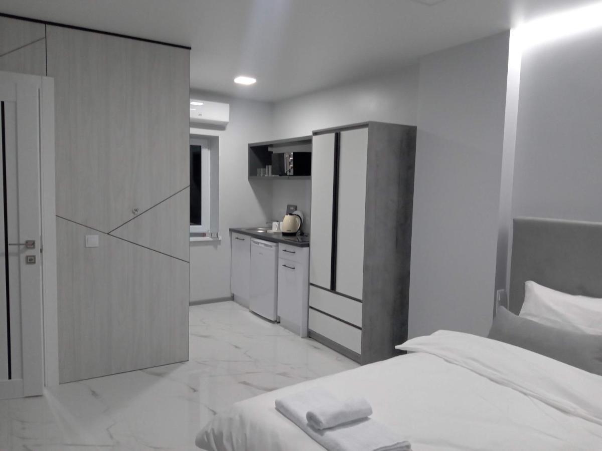 Pure Apartments Vip 4 Львов Экстерьер фото